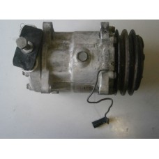 ROLLS ROYCE SPIRIT - BENTLEY AIR CONDITIONING COMPRESSOR UD74047